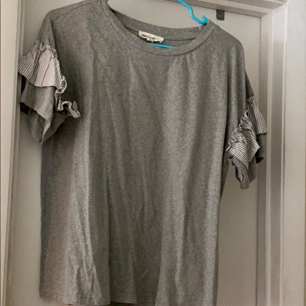 Rachel Parcell RP everyday shop tshirt bell sleeve